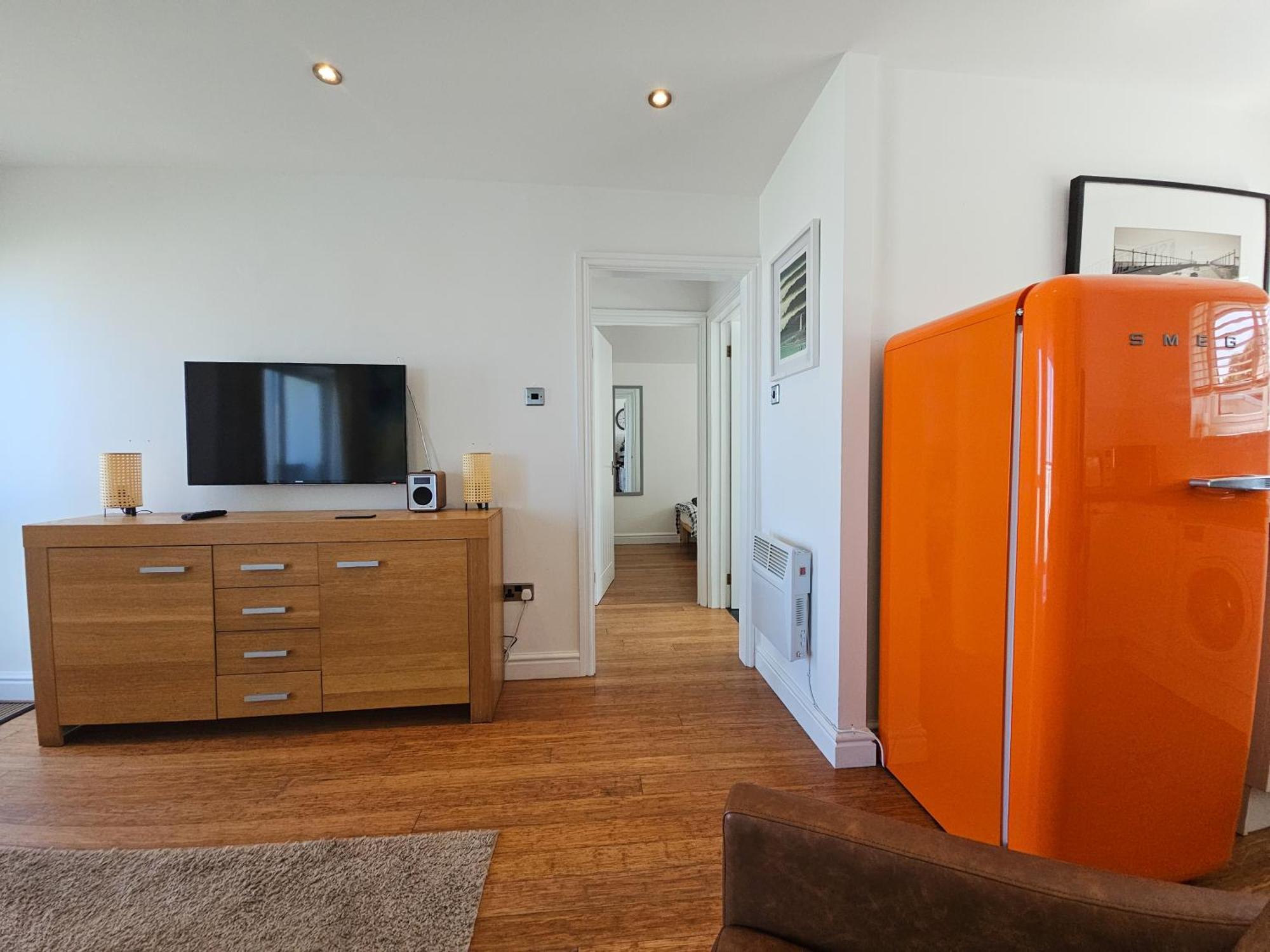 Ocean Swell Chalet Bude