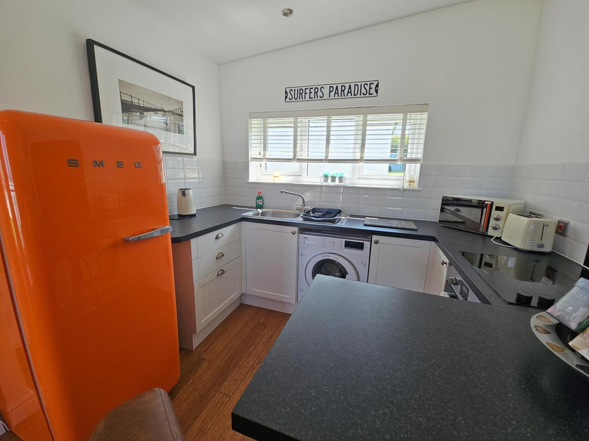 Chalet Ocean Swell